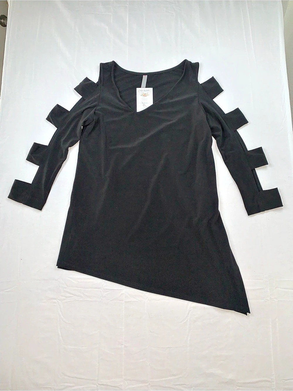 Last Tango Black Cold Shoulder Asymmetrical Top Size Small